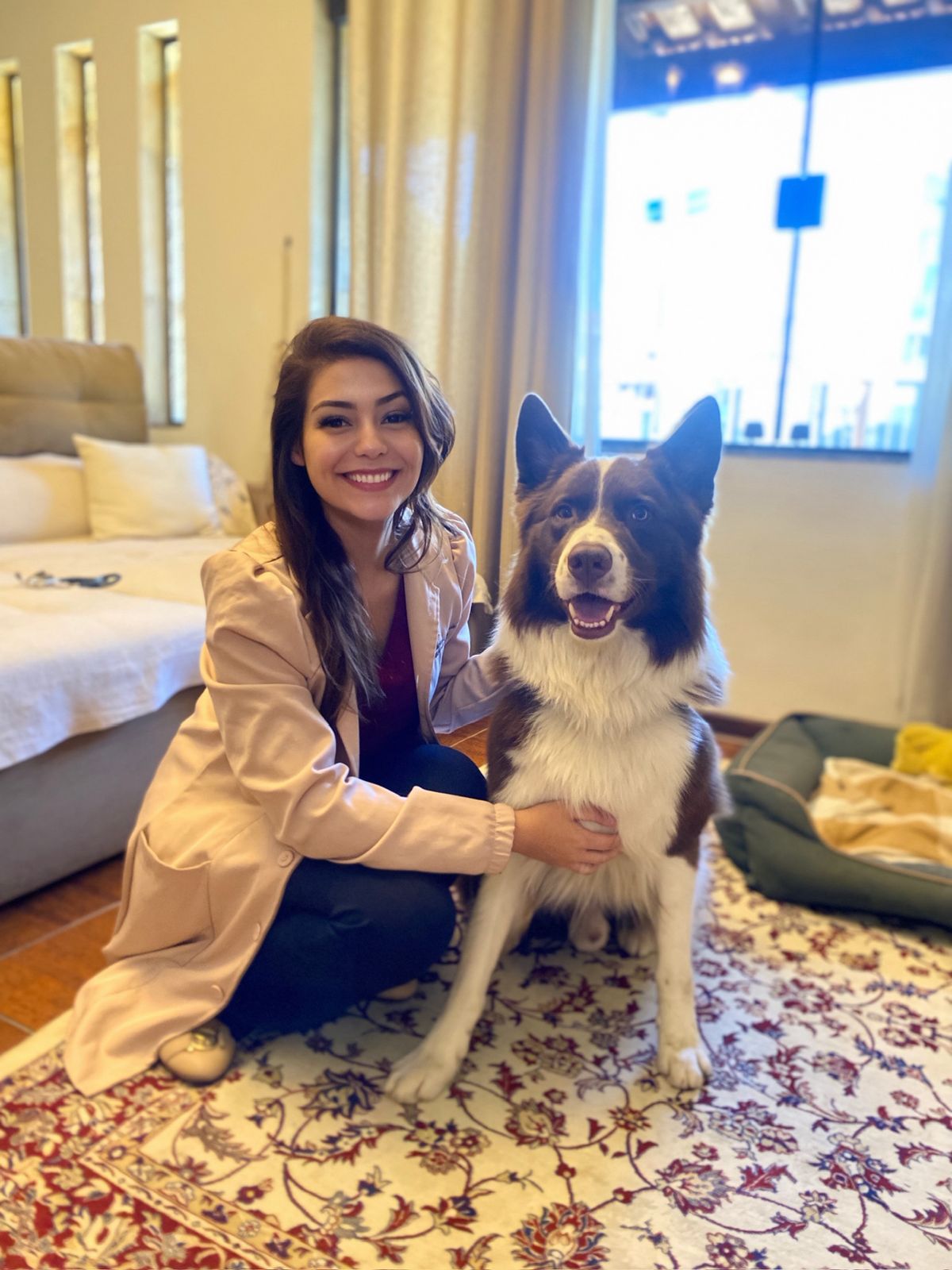 Dra. Mariana Antacle — Médica Veterinária